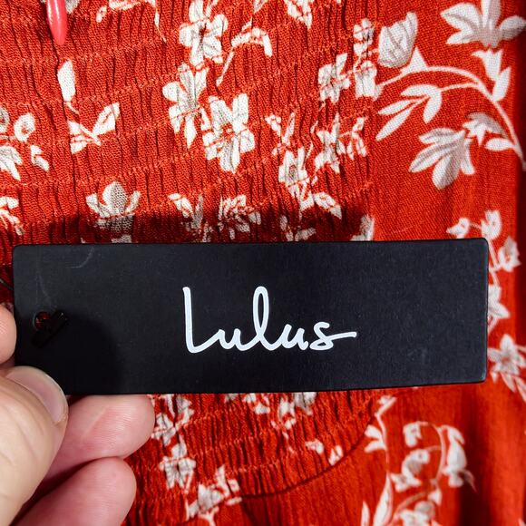 Lulus Red Floral Smocked Midi Dress L NWT Ruffle Strap Vacation Resort - Picture 7 of 9